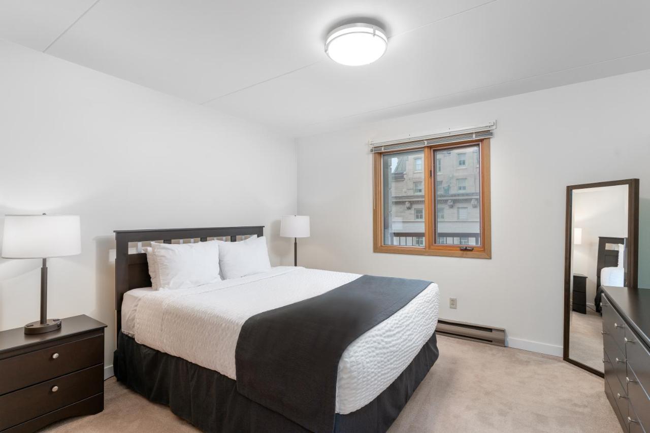 Fort Garry Place Furnished Suites Уинипег Екстериор снимка